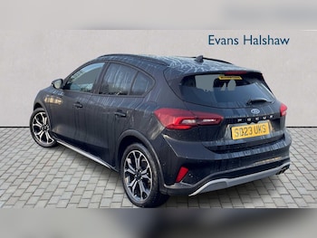 Used Ford Focus 2023 for sale - 76789199: Photo