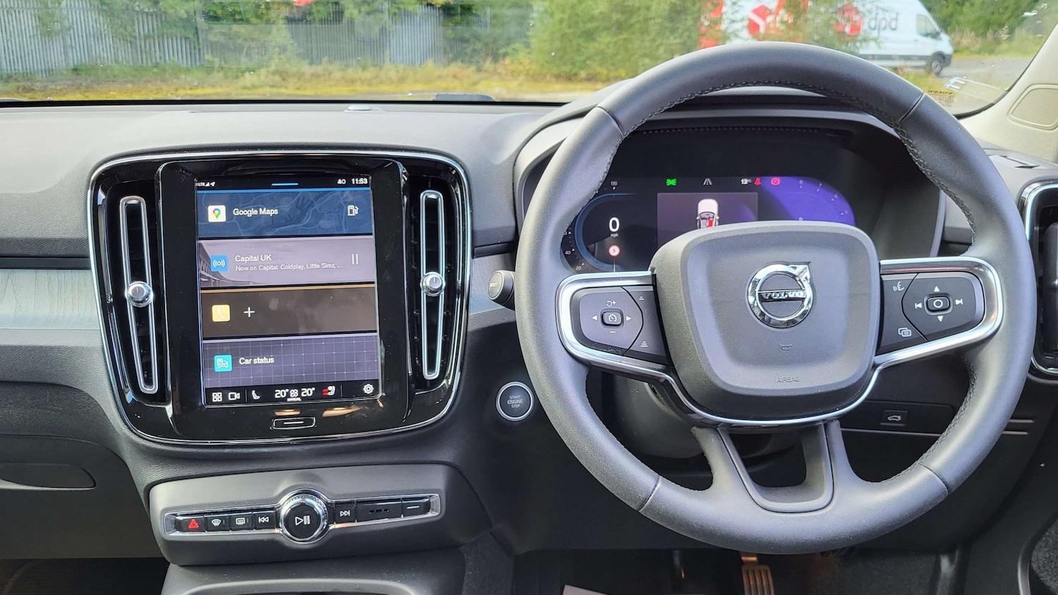 Used Volvo XC40 2023 for sale - 76442438: Photo 16