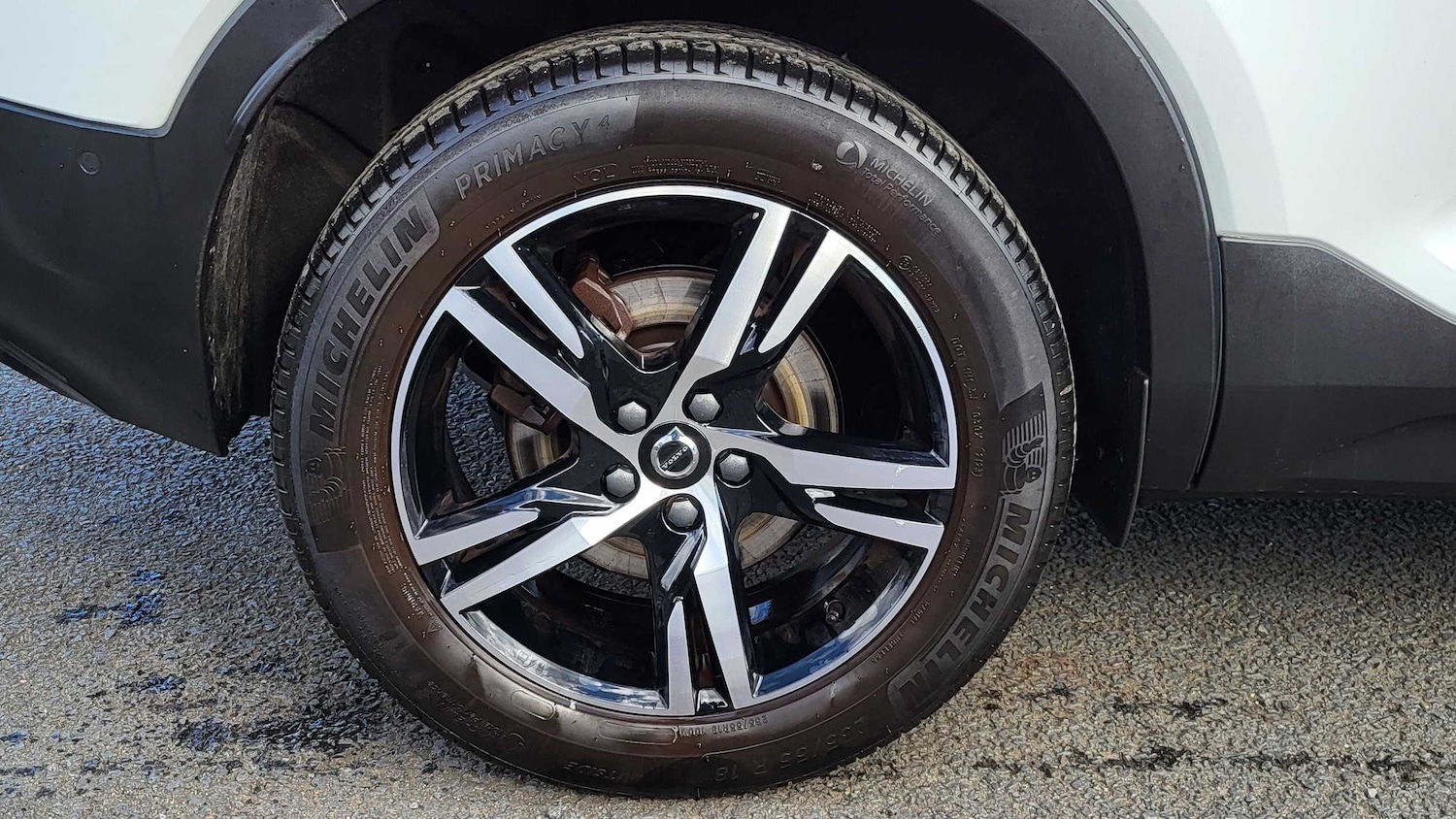 Used Volvo XC40 2023 for sale - 76442438: Photo 9