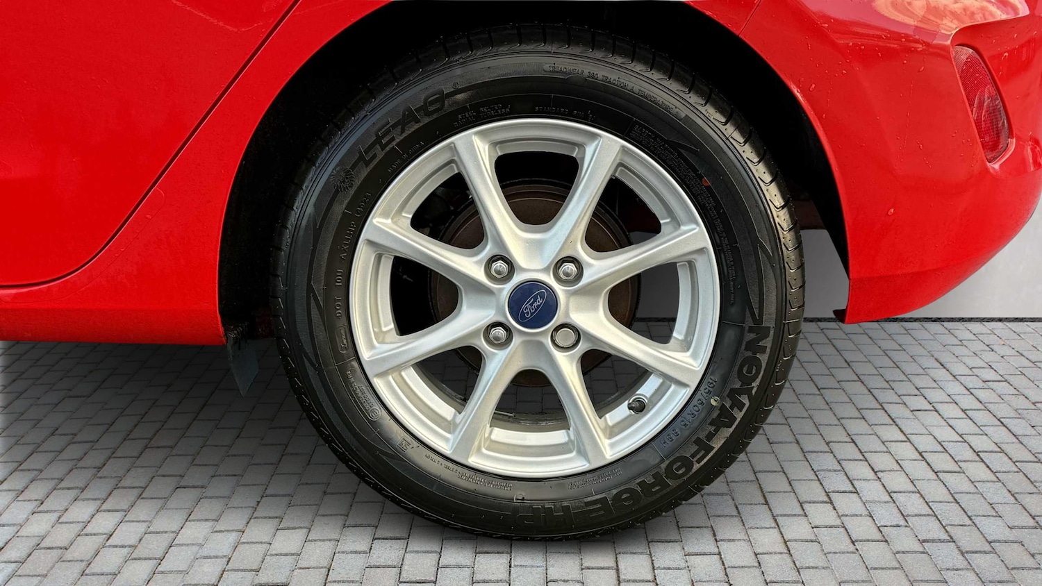 Used Ford Fiesta 2017 for sale - 76692099: Photo 10