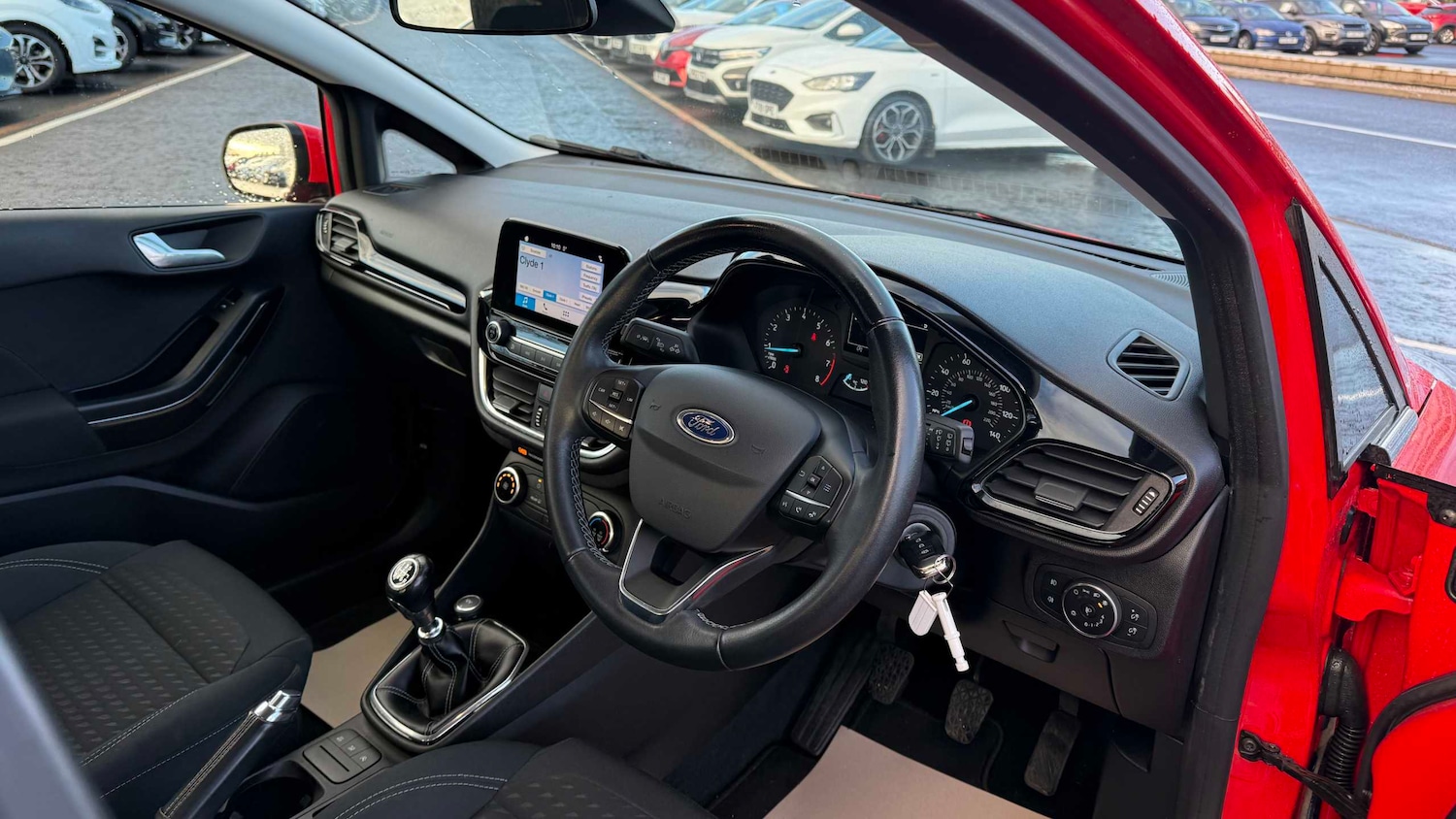 Used Ford Fiesta 2017 for sale - 76692099: Photo 13