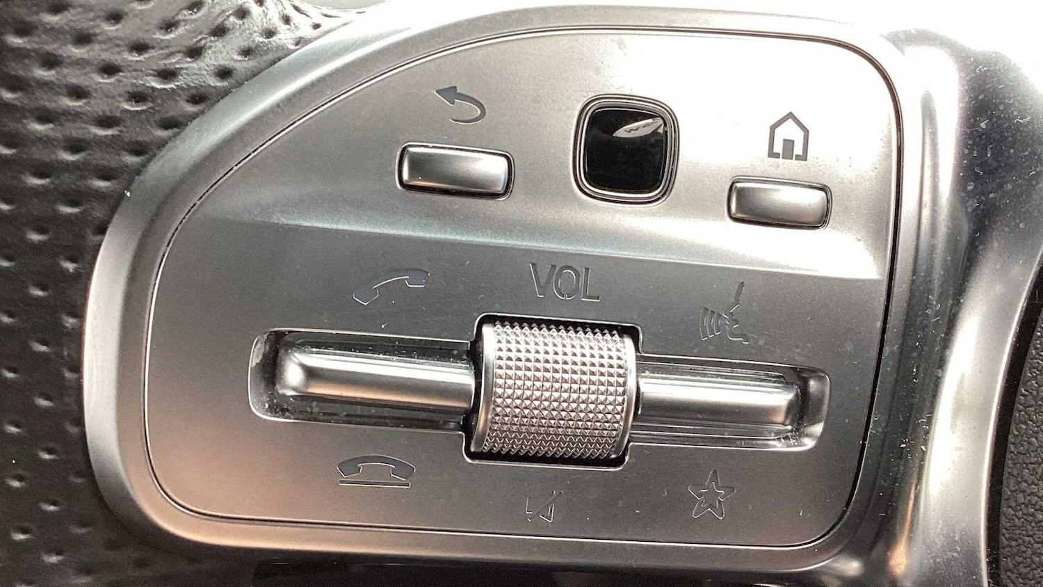 Used Mercedes-Benz CLA 2019 for sale - 76286310: Photo 26
