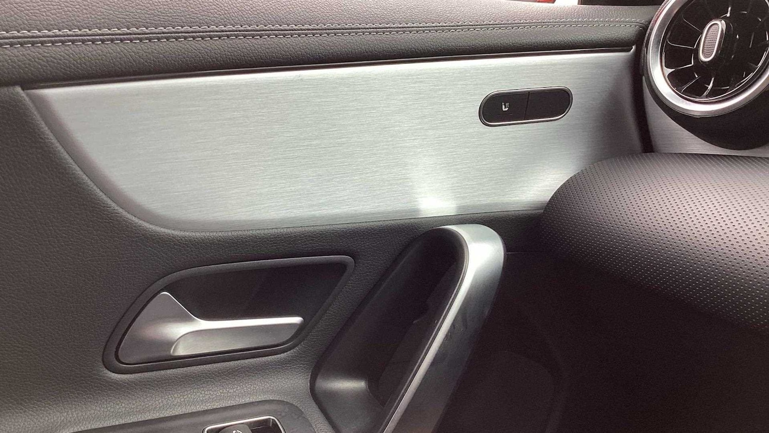 Used Mercedes-Benz CLA 2019 for sale - 76286310: Photo 35