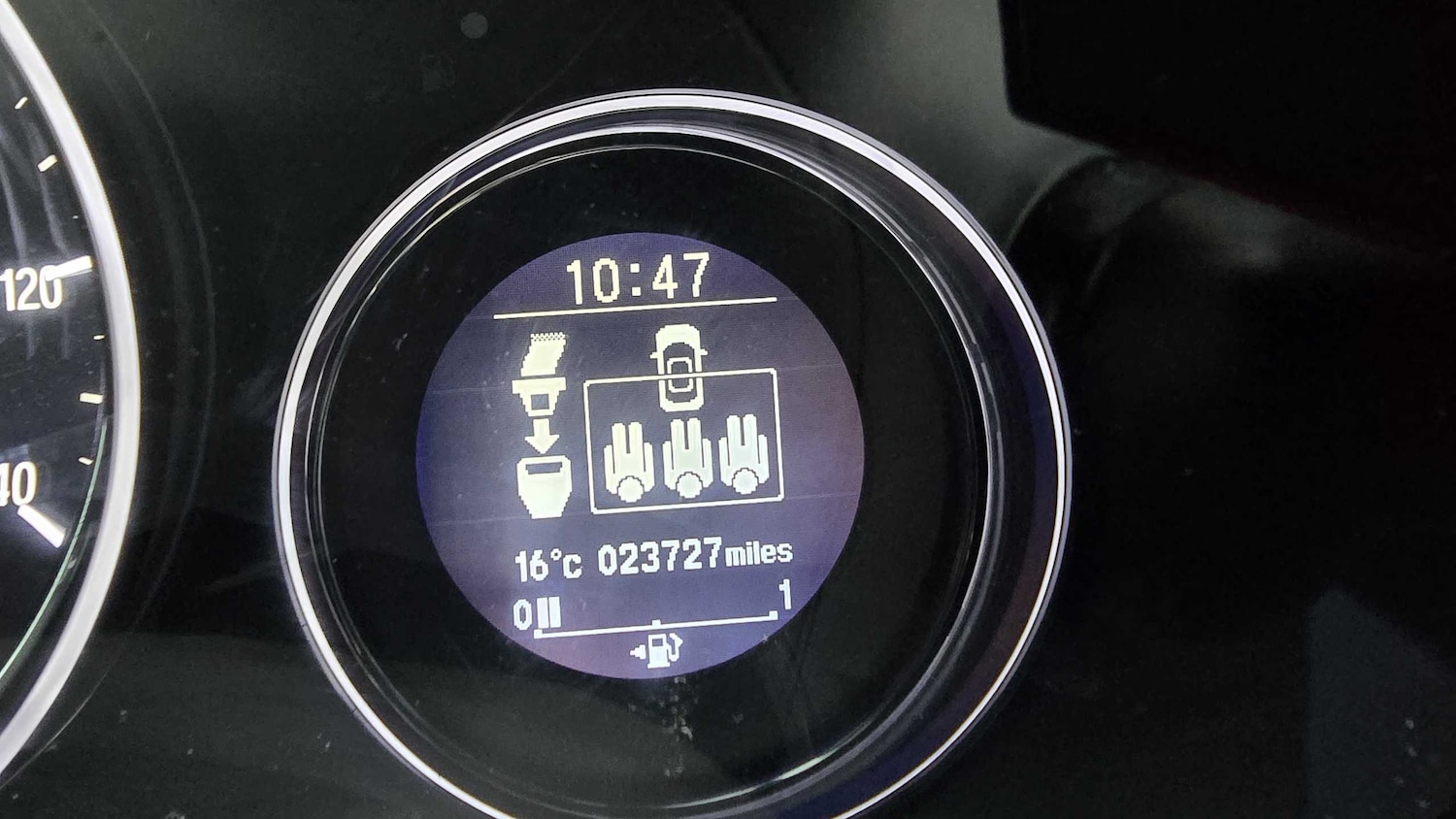 Used Honda HR-V 2015 for sale - 76501795: Photo 13