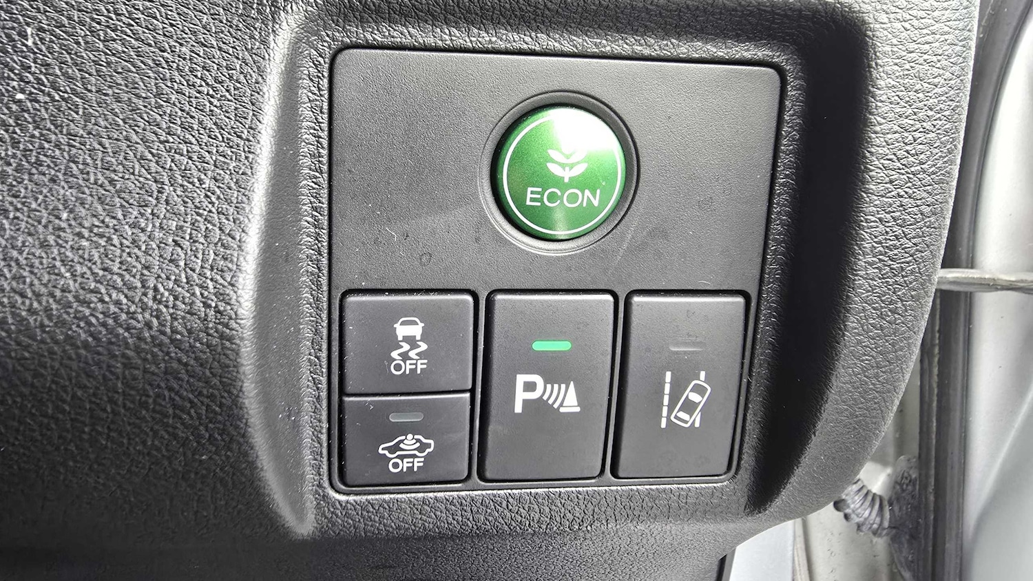 Used Honda HR-V 2015 for sale - 76501795: Photo 16