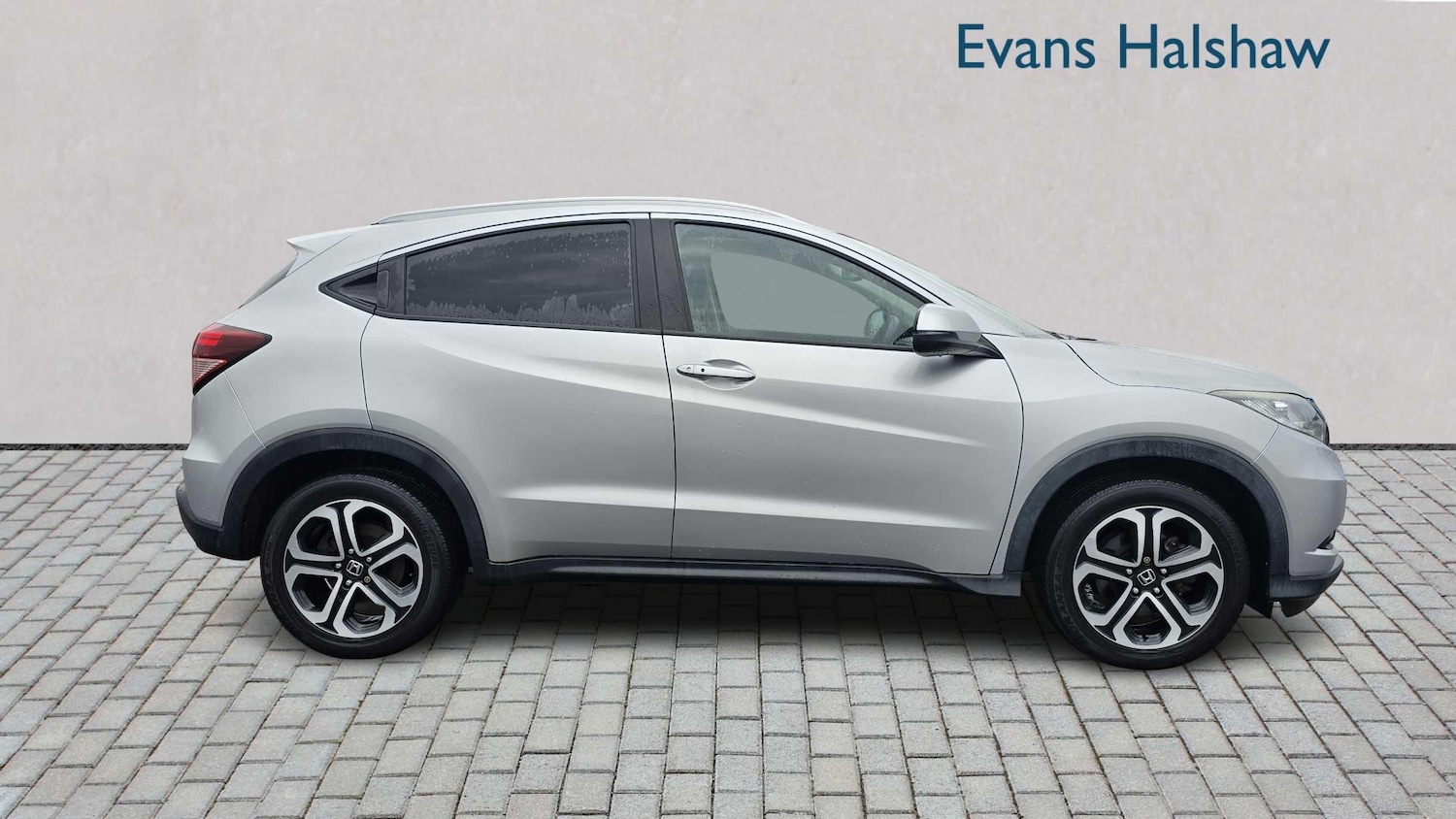 Used Honda HR-V 2015 for sale - 76501795: Photo 4