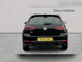 Used Volkswagen Golf 2018 for sale - 77526916: Photo