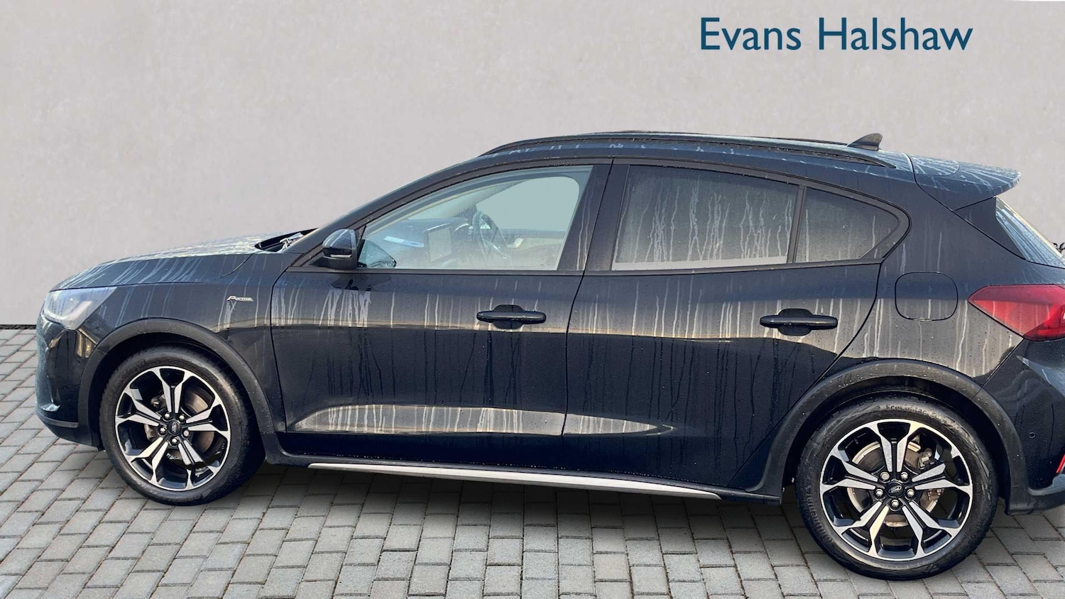 Used Ford Focus 2023 for sale - 77316461: Photo 3