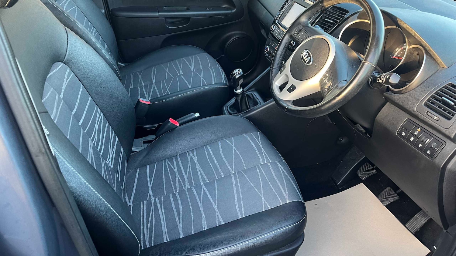 Used Kia Venga for sale - 76668965: Photo 5