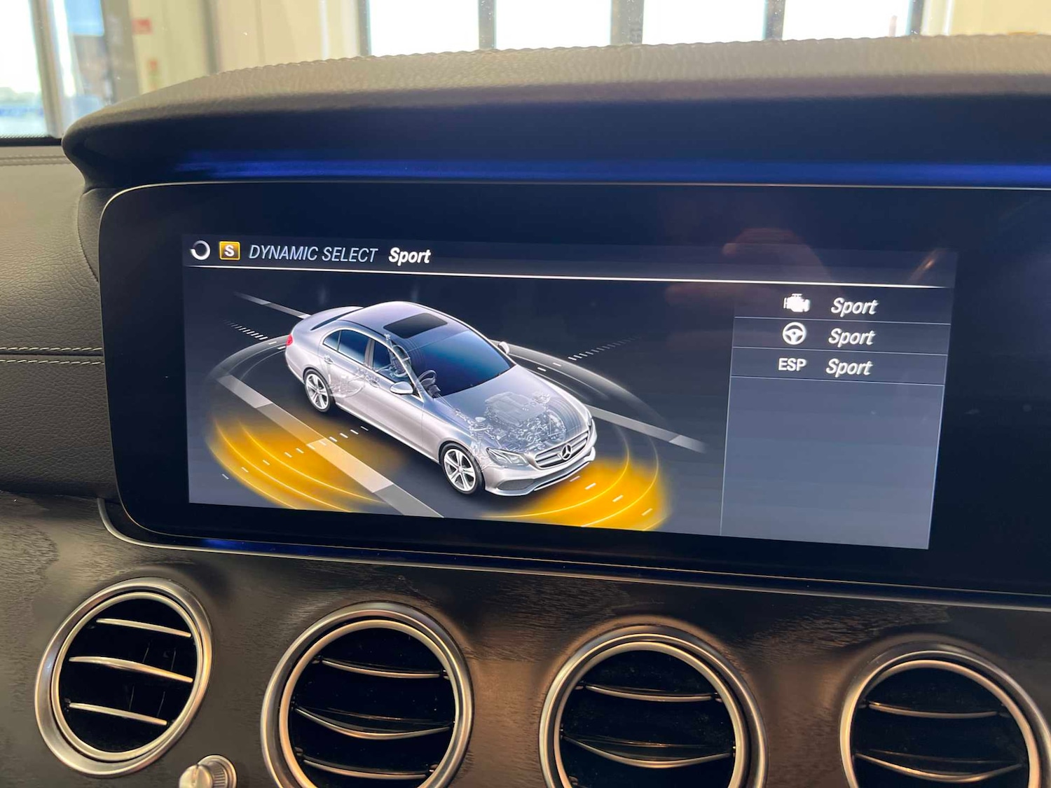 Used Mercedes-Benz E Class for sale - 77361491: Photo 29