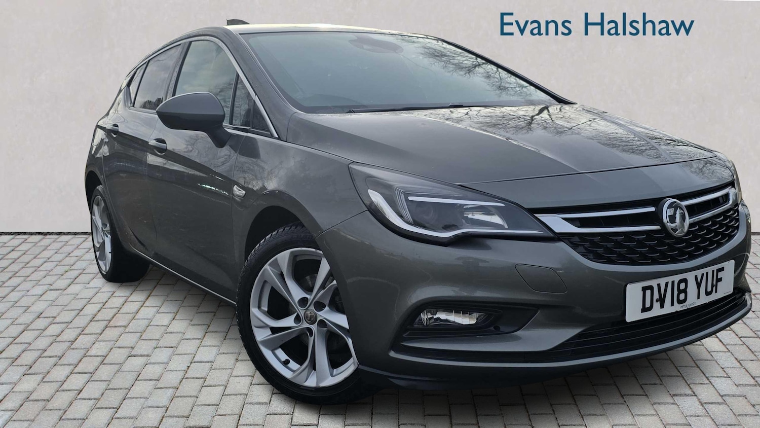 Used Vauxhall Astra 2018 for sale - 77601416: Photo 1