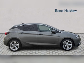 Used Vauxhall Astra 2018 for sale - 77601416: Photo