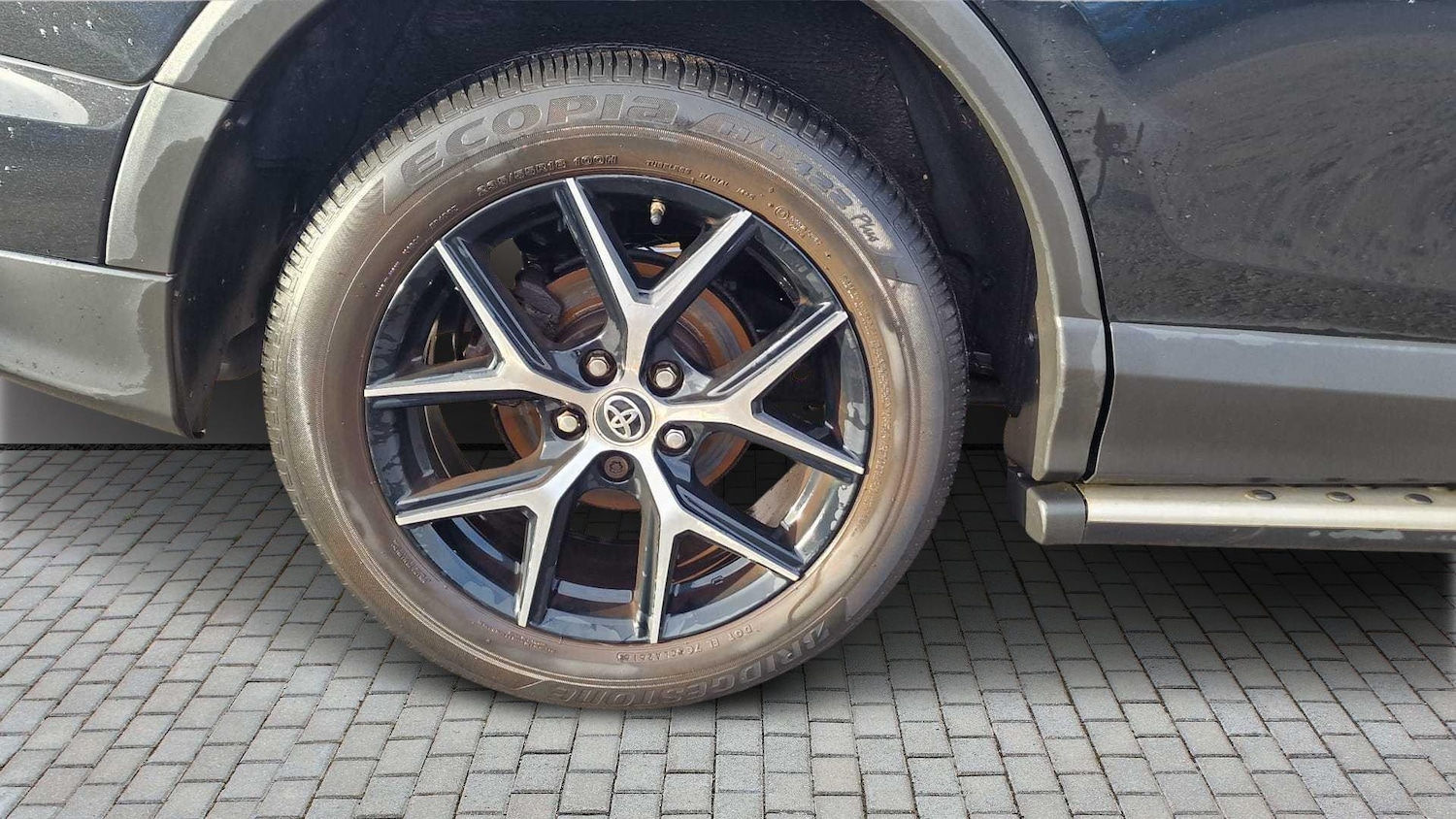 Used Toyota RAV4 2017 for sale - 76390709: Photo 10