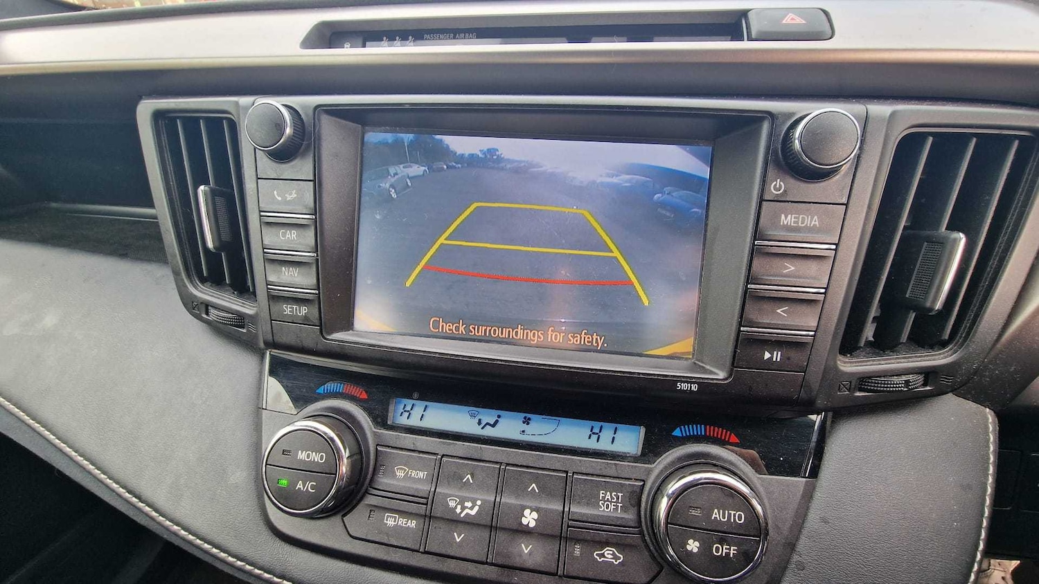 Used Toyota RAV4 2017 for sale - 76390709: Photo 16