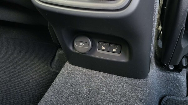 Used Volvo XC40 2023 for sale - 76063492: Photo 23