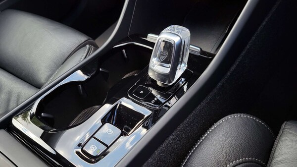 Used Volvo XC40 2023 for sale - 76063492: Photo 25