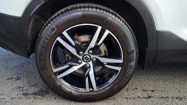 Used Volvo XC40 2023 for sale - 76063492: Photo 9