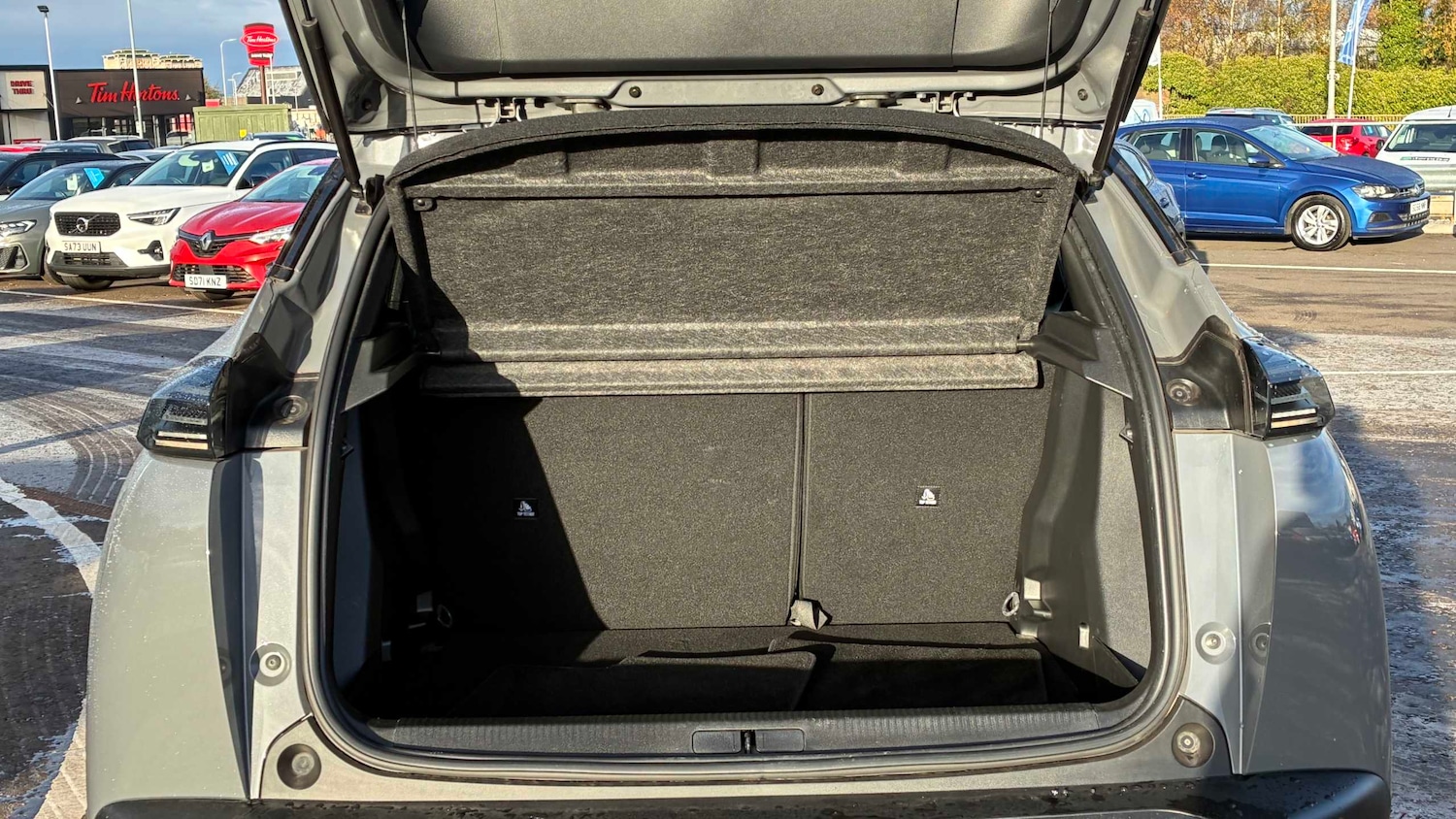 Used Peugeot 2008 2023 for sale - 77011252: Photo 7