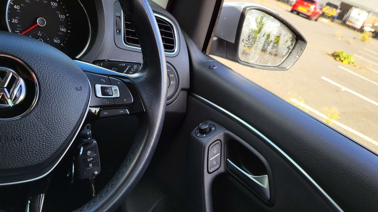 Used Volkswagen Polo 2016 for sale - 76540663: Photo 31