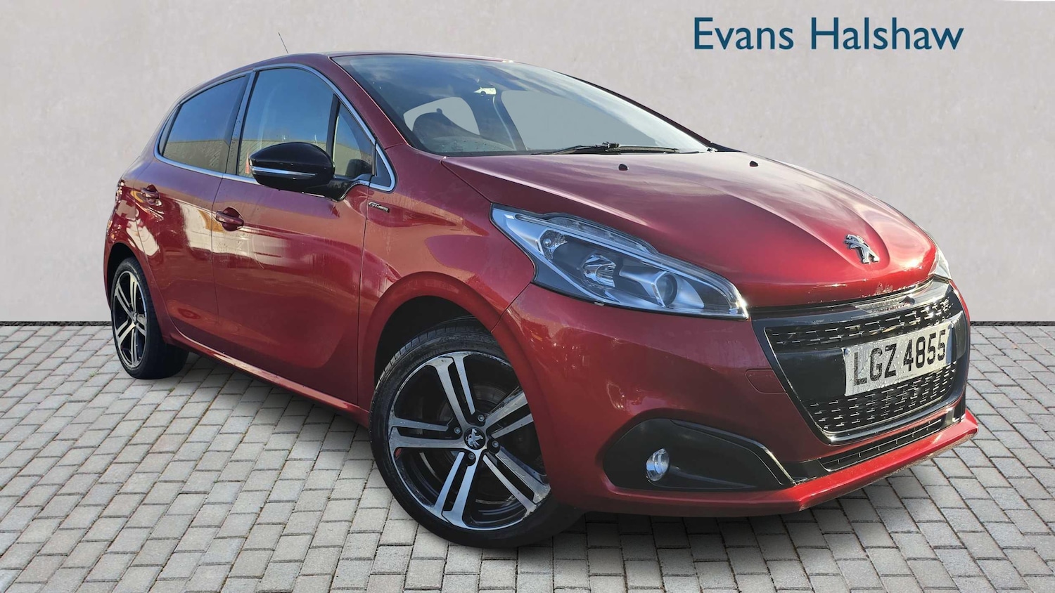 Used Peugeot 208 2018 for sale - 76564327: Photo 1