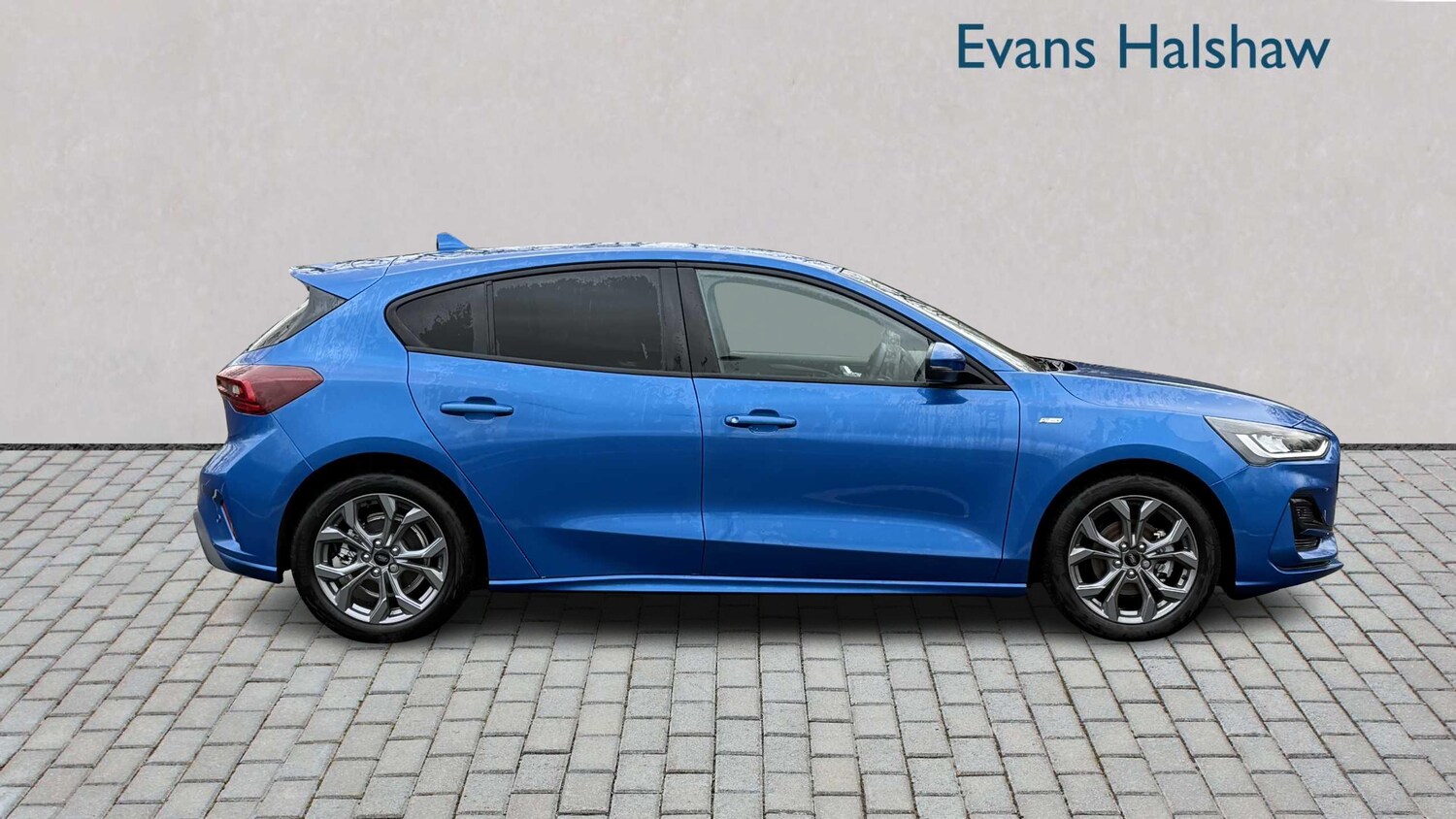 Used Ford Focus 2025 for sale - 77032121: Photo 4