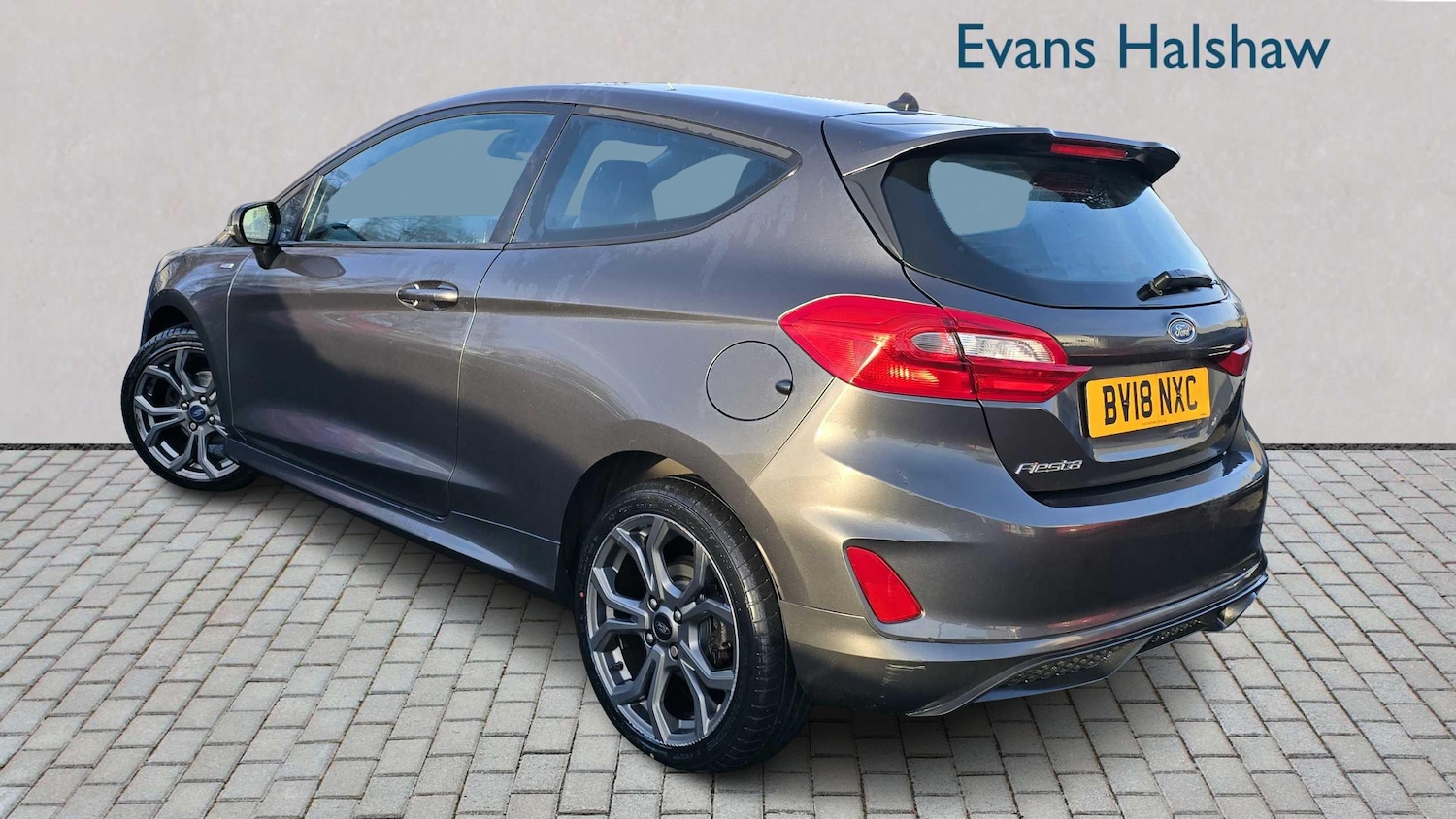 Used Ford Fiesta 2018 for sale - 77361398: Photo 2