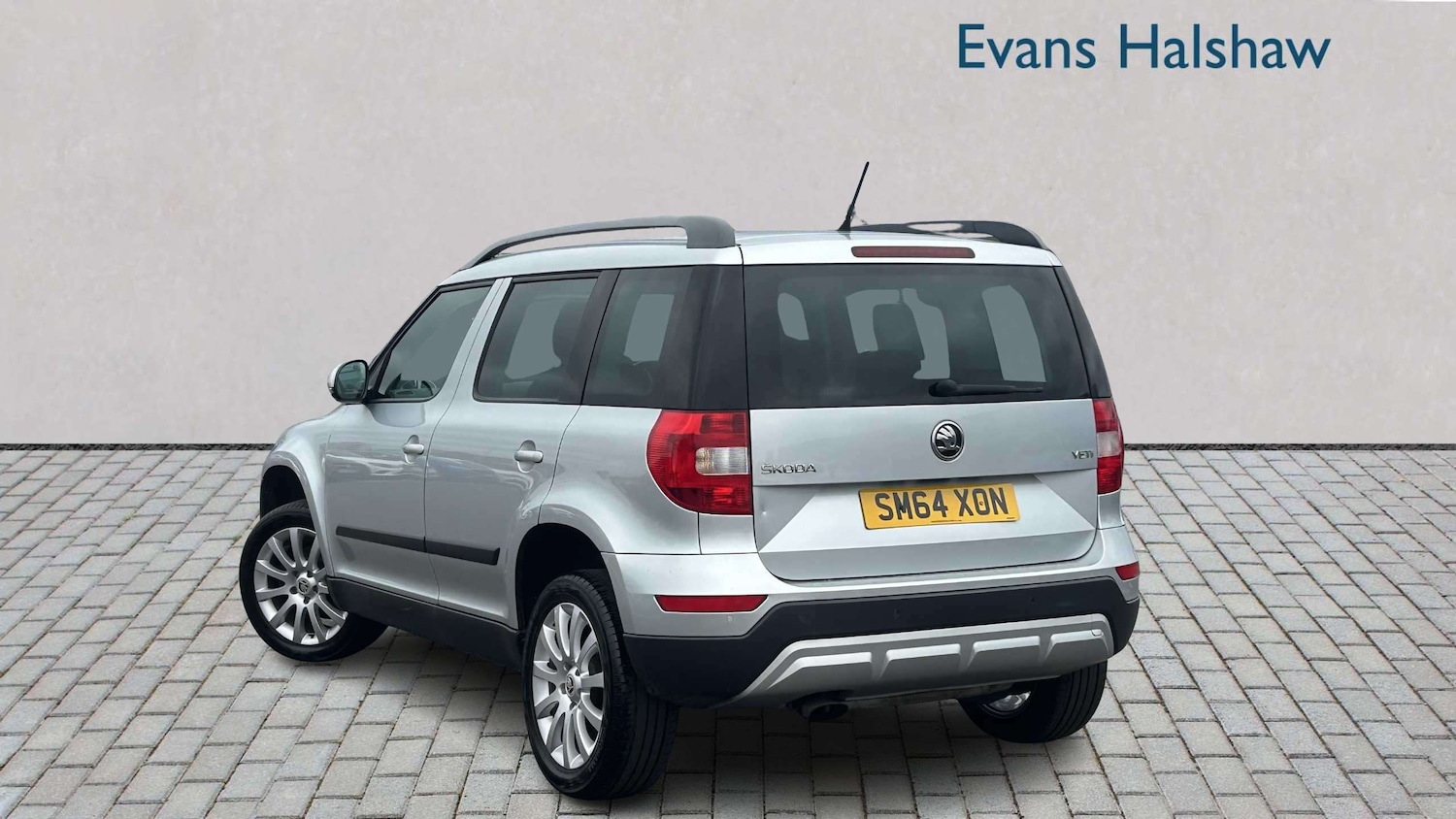 Used Skoda Yeti 2015 for sale - 78023906: Photo 2