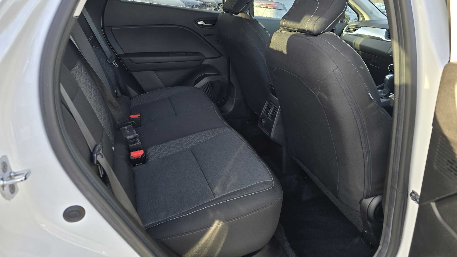 Used Renault Captur 2023 for sale - 77018841: Photo 13