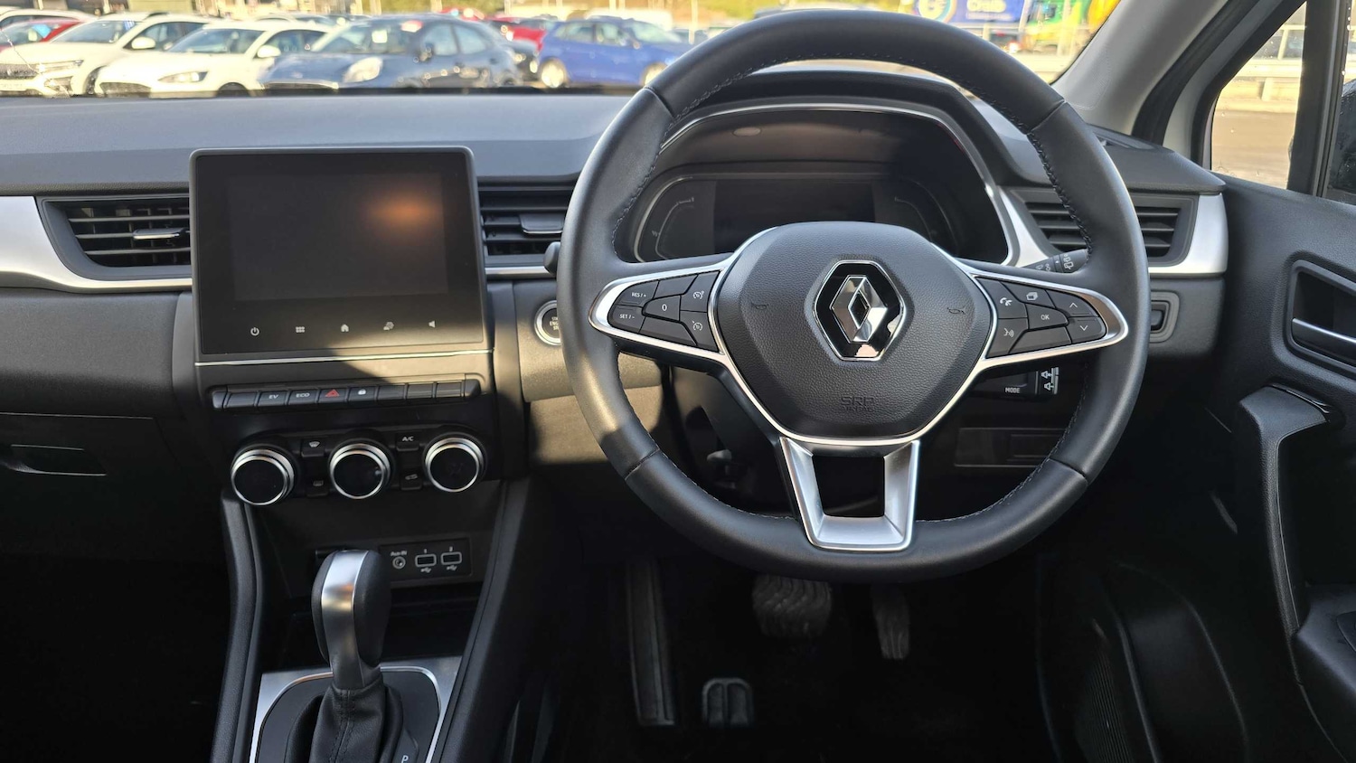 Used Renault Captur 2023 for sale - 77018841: Photo 16