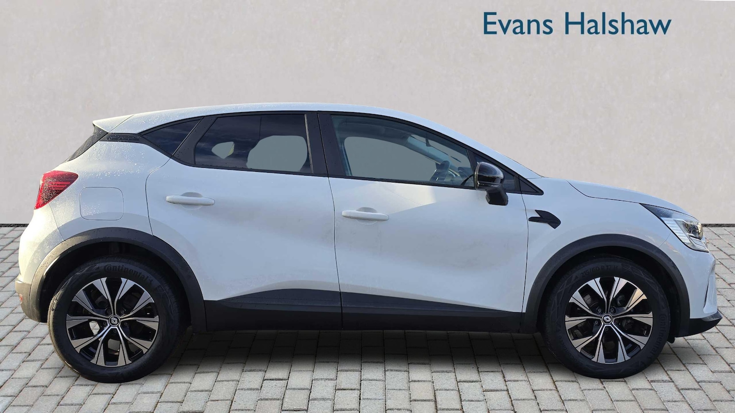 Used Renault Captur 2023 for sale - 77018841: Photo 4