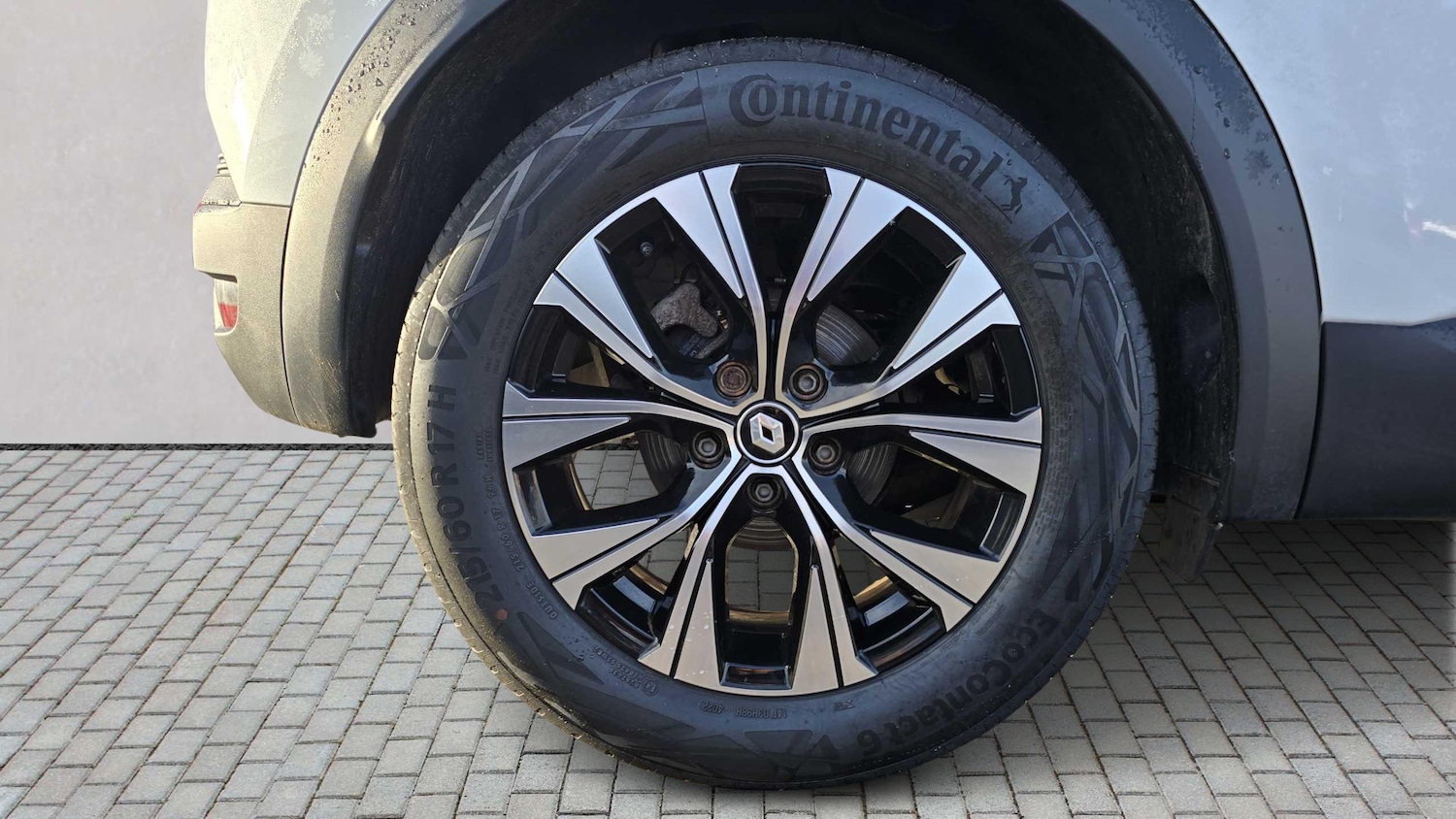 Used Renault Captur 2023 for sale - 77018841: Photo 9