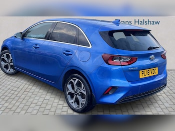 Used Kia Ceed 2018 for sale - 76624527: Photo