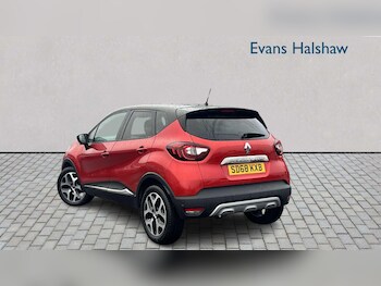 Used Renault Captur 2018 for sale - 77526868: Photo