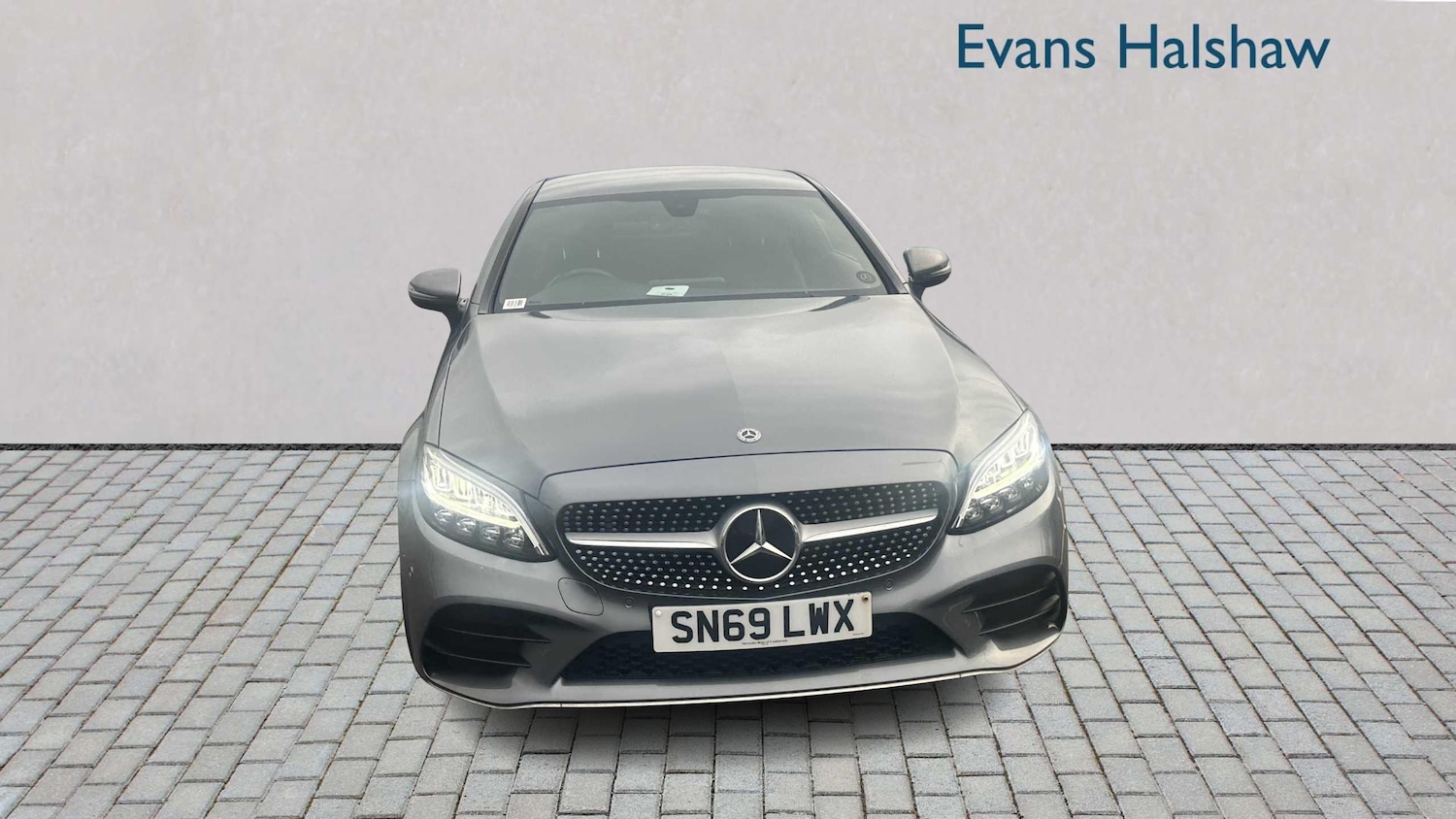 Used Mercedes-Benz C Class 2019 for sale - 77389687: Photo 2