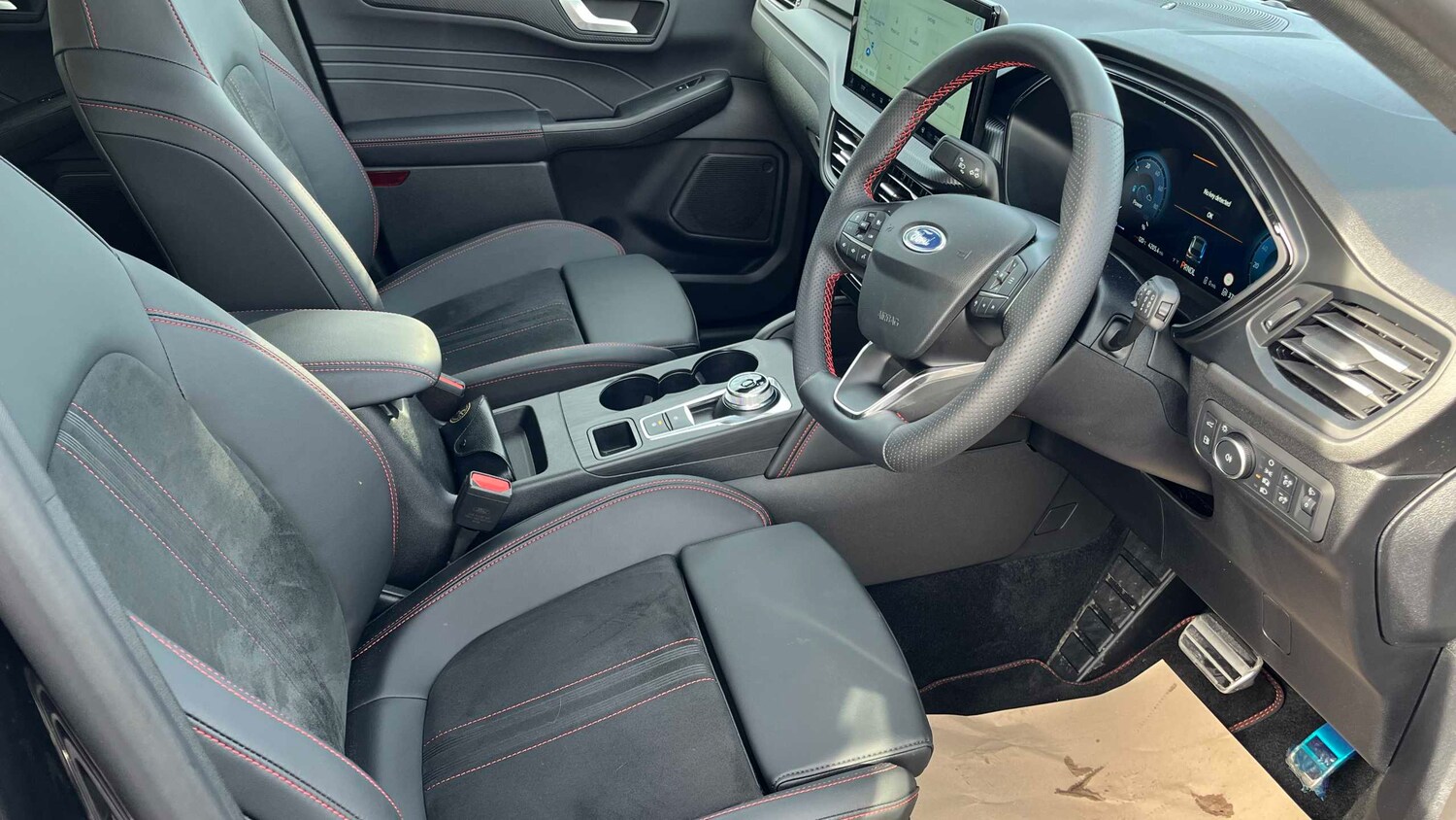 Used Ford Kuga 2025 for sale - 78104531: Photo 6