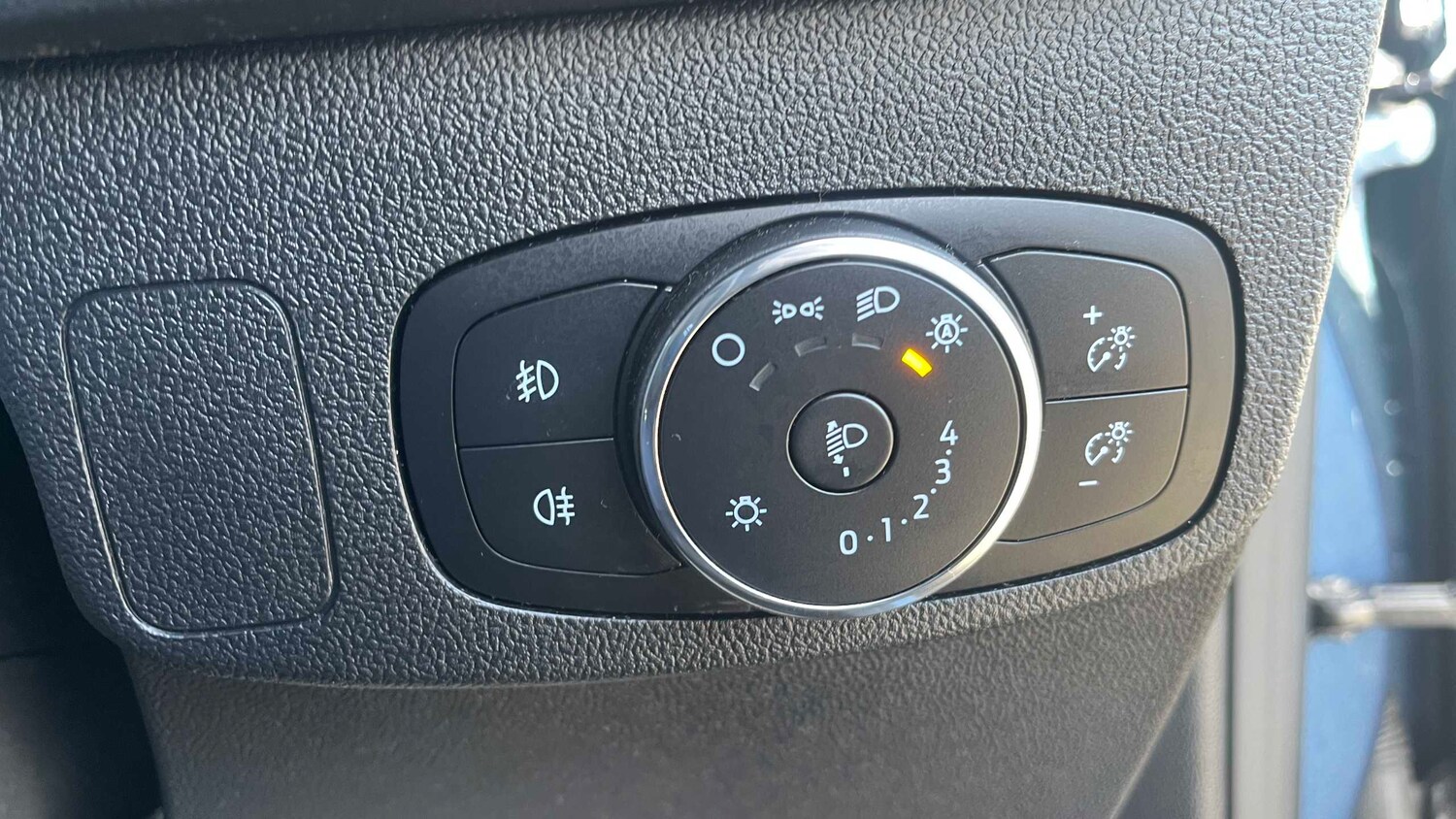 Used Ford Focus 2022 for sale - 77740900: Photo 11