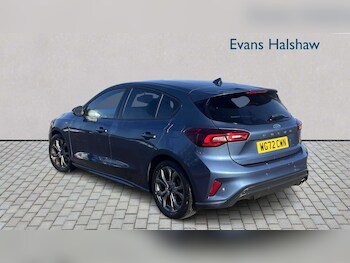 Used Ford Focus 2022 for sale - 77740900: Photo