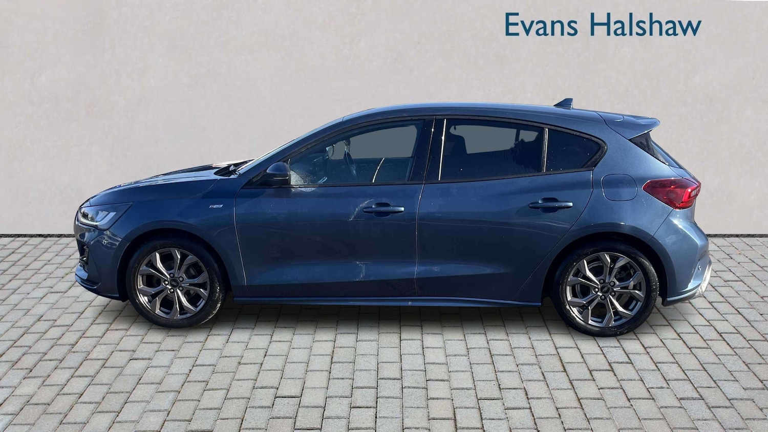 Used Ford Focus 2022 for sale - 77740900: Photo 3