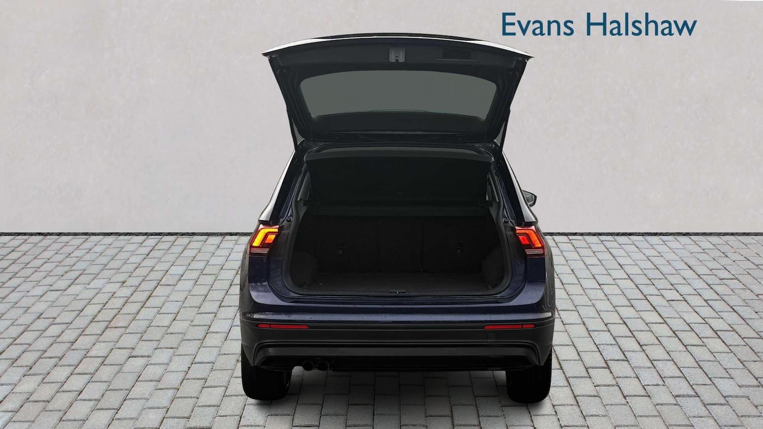 Used Volkswagen Tiguan 2019 for sale - 76732376: Photo 11