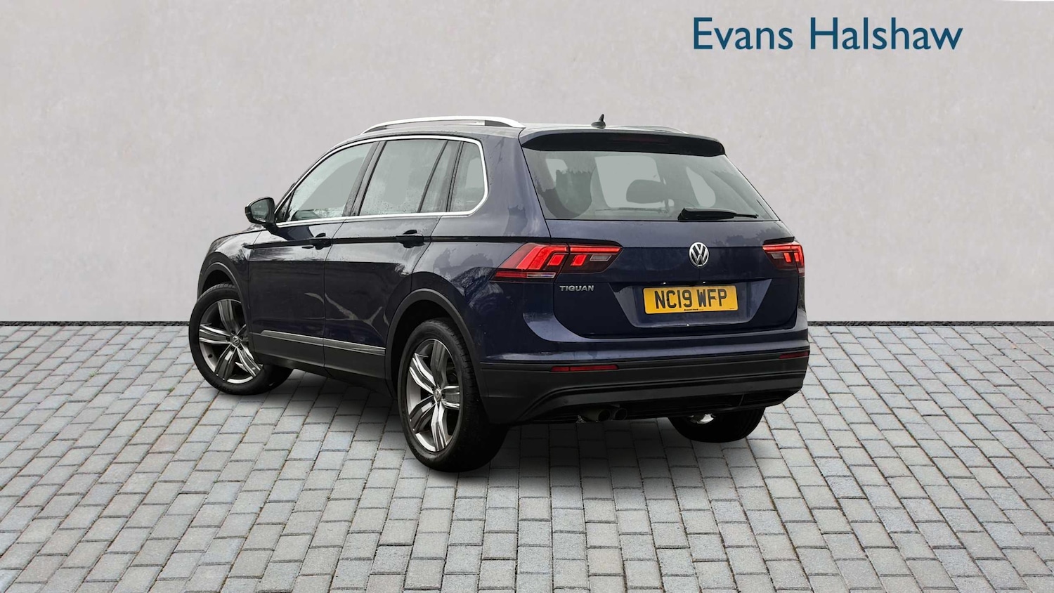 Used Volkswagen Tiguan 2019 for sale - 76732376: Photo 2