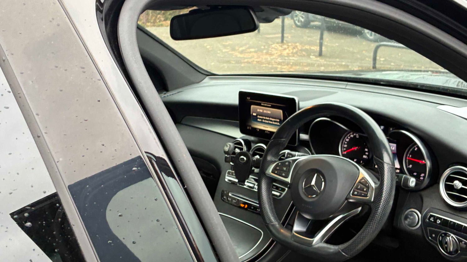 Used Mercedes-Benz GLC 2015 for sale - 77389814: Photo 8