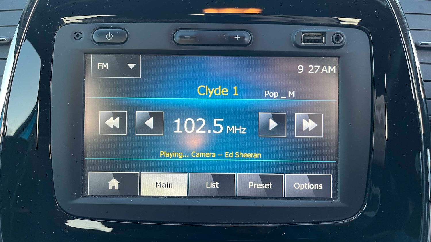 Used Renault Captur 2015 for sale - 76789209: Photo 10