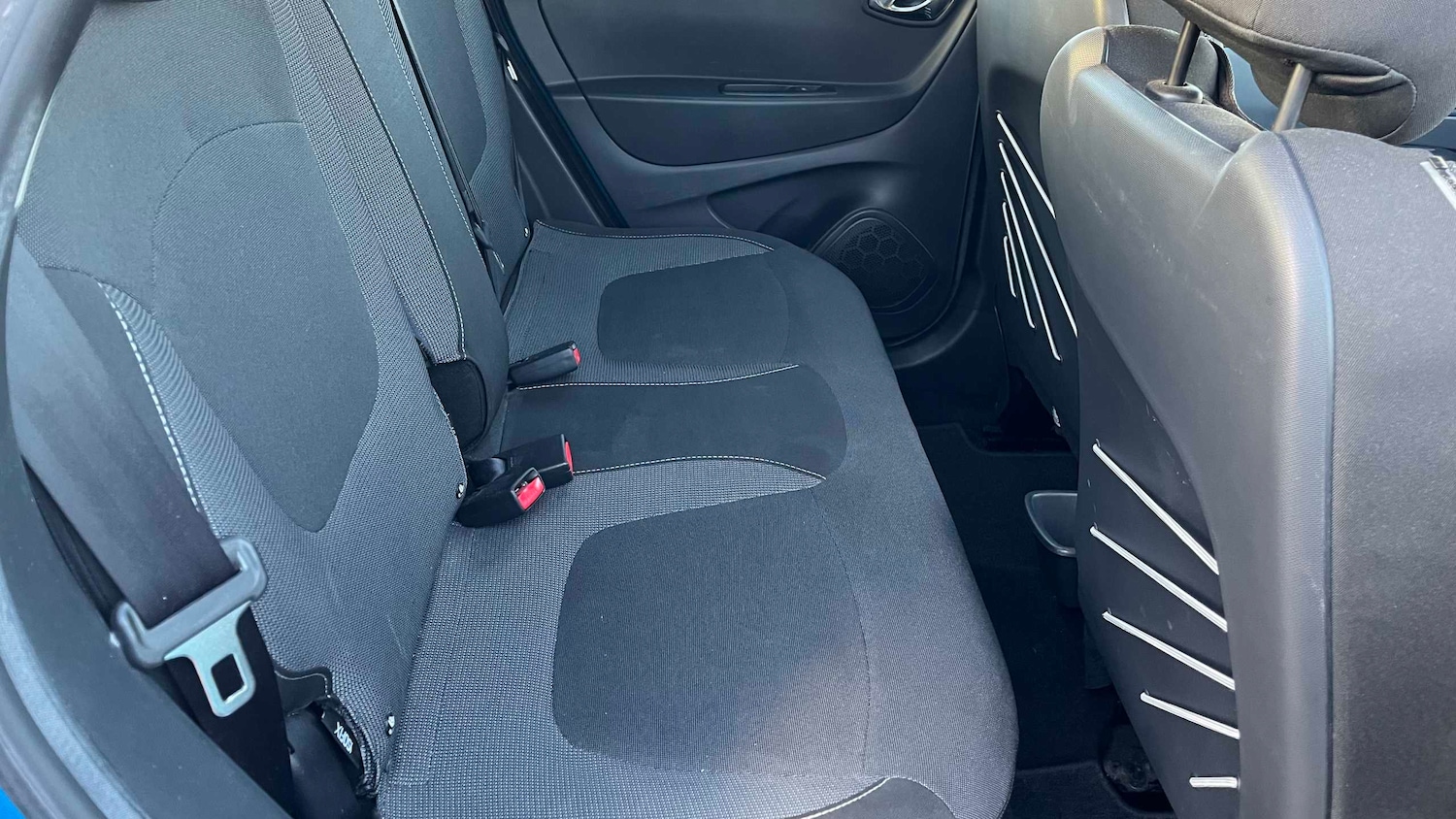 Used Renault Captur 2015 for sale - 76789209: Photo 11