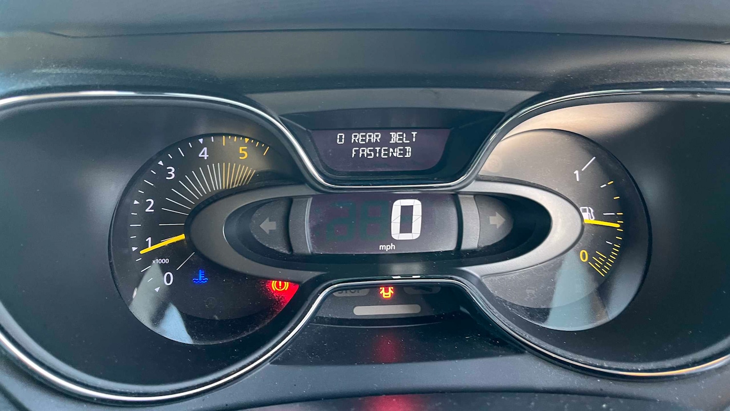 Used Renault Captur 2015 for sale - 76789209: Photo 9