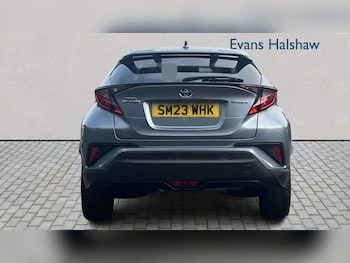 Used Toyota C-HR 2023 for sale - 79282392: Photo