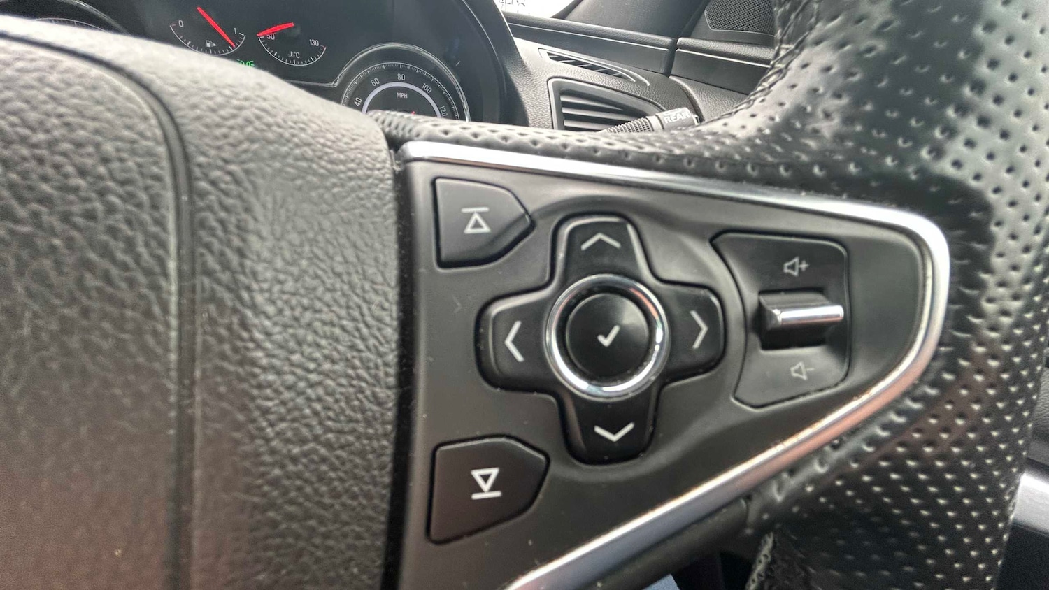 Used Vauxhall Insignia 2016 for sale - 77648942: Photo 16