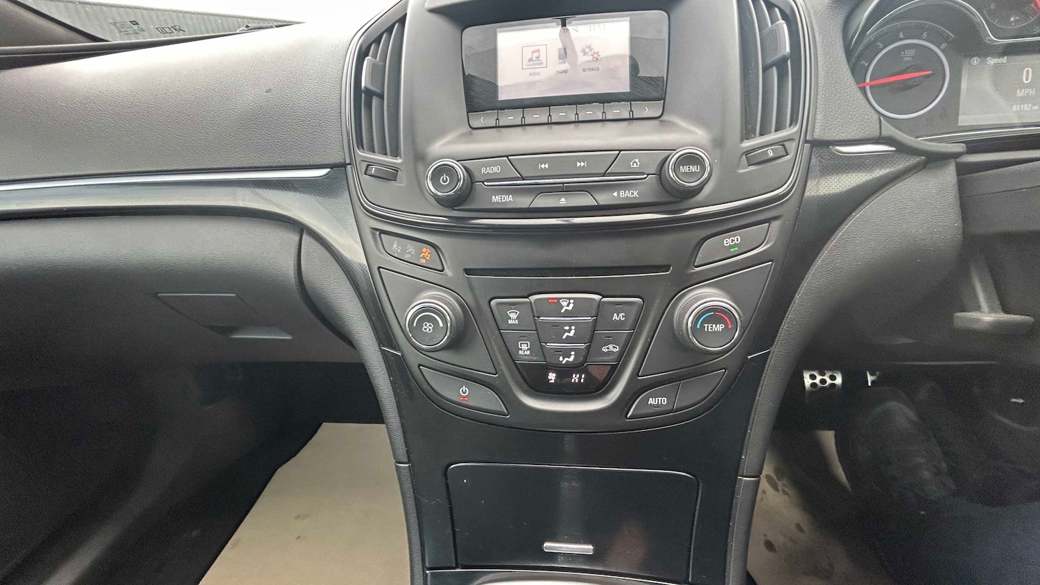 Used Vauxhall Insignia 2016 for sale - 77648942: Photo 18