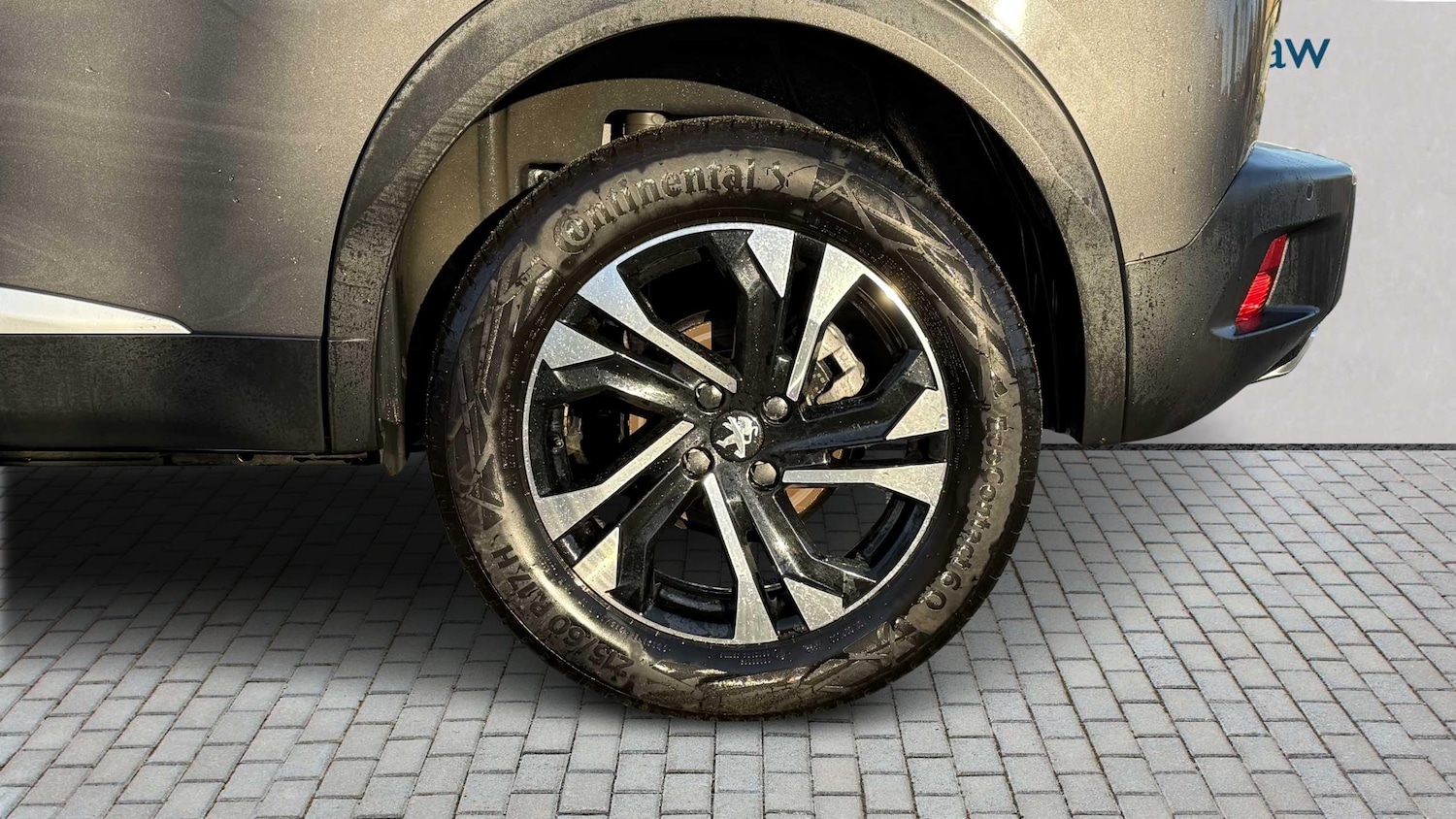 Used Peugeot 2008 2023 for sale - 76705093: Photo 10