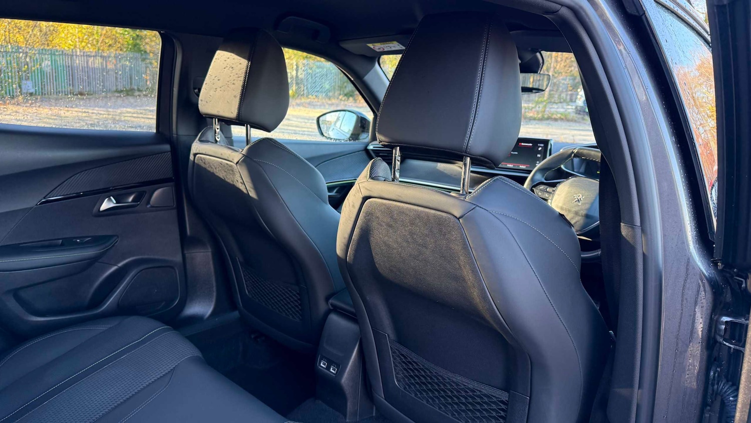 Used Peugeot 2008 2023 for sale - 76705093: Photo 12