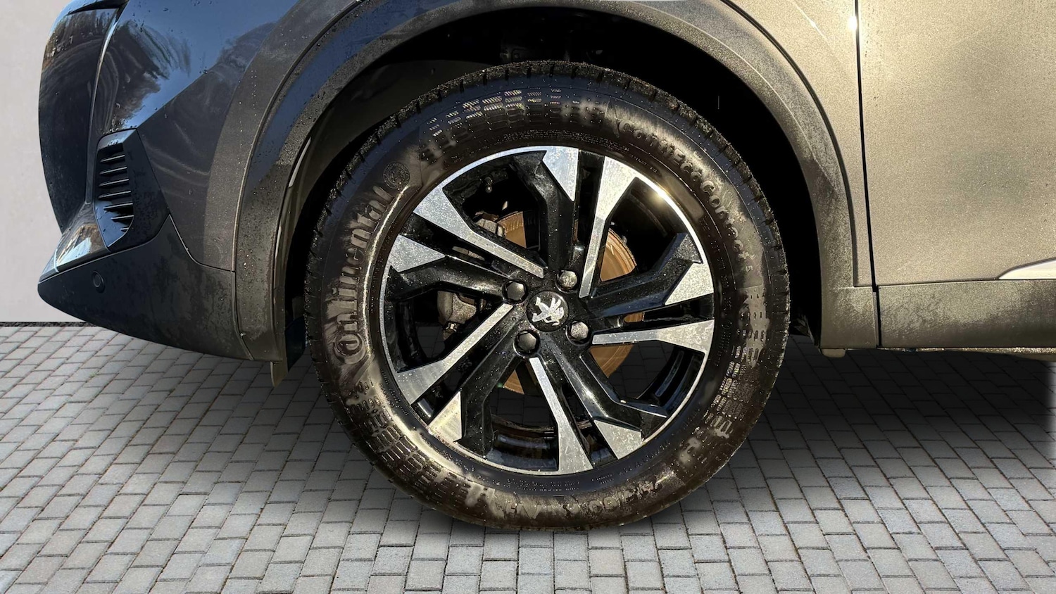 Used Peugeot 2008 2023 for sale - 76705093: Photo 9